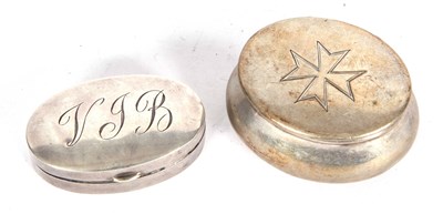 Lot 98 - Mixed Lot: A small continental white metal...