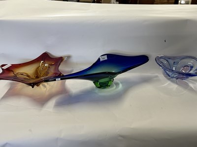 Lot 522 - A collection of three mid Century Art Glass...