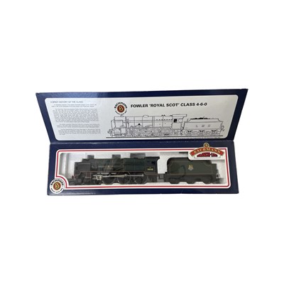 Lot 17 - A boxed Bachmann Branch Line 00 gauge Royal...