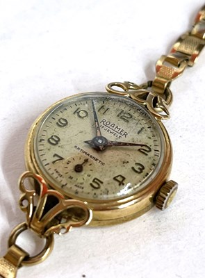 Lot 286 - A Roamer 9ct gold cased ladies wrist watch on...