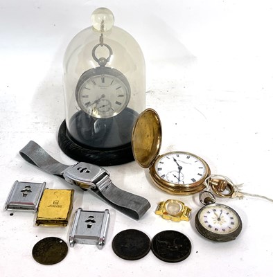 Lot 322 - Mixed lot to include three pocket watches, one...