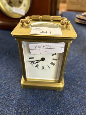 Lot 441 - A small early 20th Century brass carriage clock