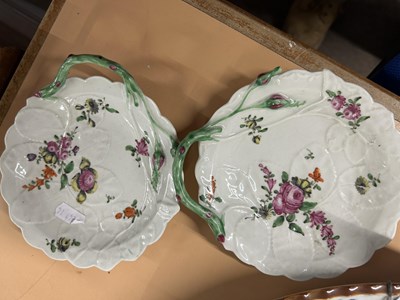 Lot 459 - Two Worcester porcelain Blind Earl small dishes