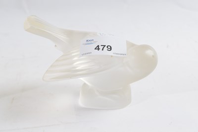 Lot 479 - A Lalique model of a fledgling with engraved...