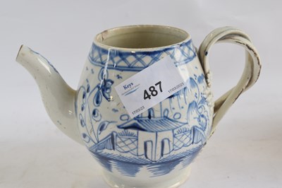 Lot 487 - Early 19th Century pearl ware pot with blue...