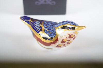 Lot 260 - Royal Crown Derby paperweight model of a bird...