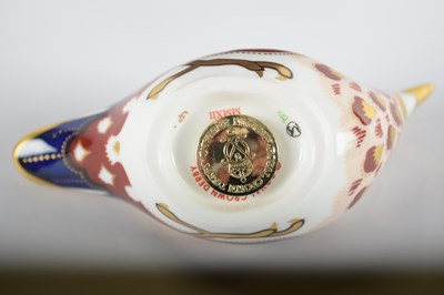 Lot 260 - Royal Crown Derby paperweight model of a bird...