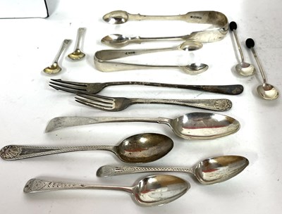 Lot 186 - Mixed lot to include two pairs of silver sugar...