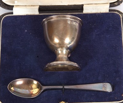 Lot 236 - Cased George V christening egg cup and spoon...