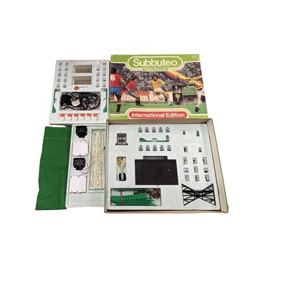 Lot 261 - A vintage boxed Subbuteo Football:...