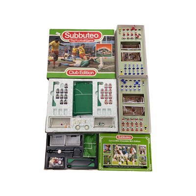 Lot 262 - A mixed lot of Subbuteo table top games, to...