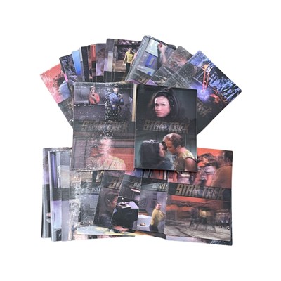 Lot 67 - A  group of 1999 Star Trek holographic...