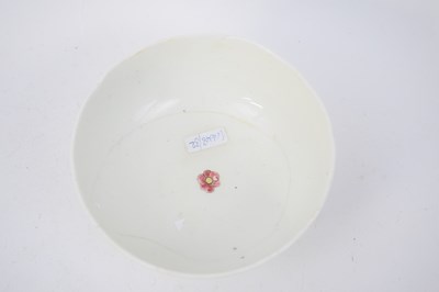 Lot 101 - Early Bow bowl of lobed shape with typical...