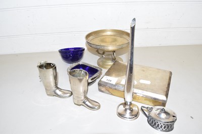 Lot 129 - Mixed Lot: Various silver plated wares to...