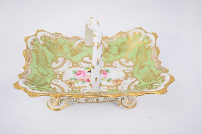 Lot 132 - Late 19th century English porcelain basket,...