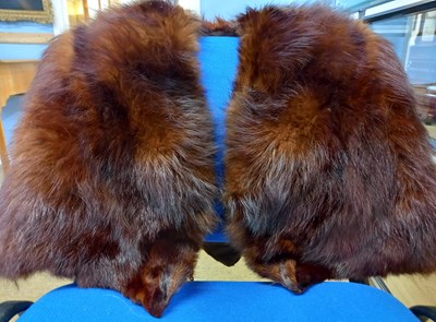 Lot 76 - A brown sable fur shrug/shoulder cape