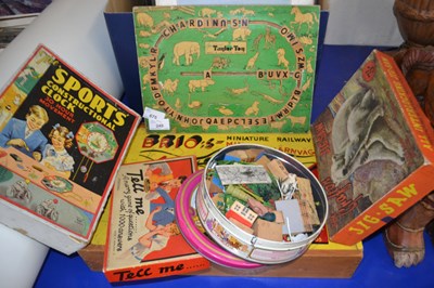 Lot 675 - A mixed lot of vintage toy games, building...