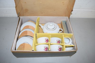 Lot 13 - Boxed vintage child's tea set