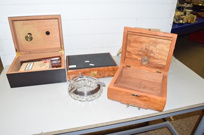 Lot 53 - Mixed Lot: Three small cigar or humidor boxes...