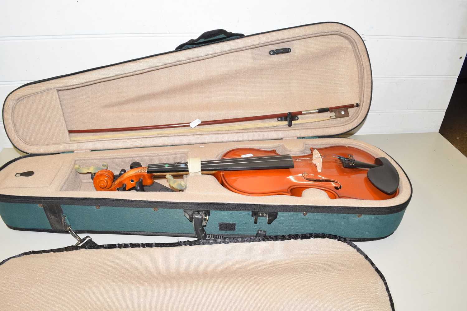Lot 69 Modern Antoni violin in padded case