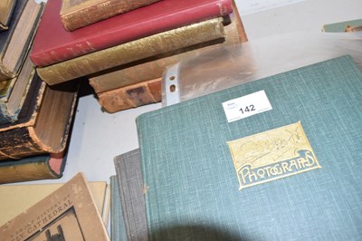 Lot 142 - Mixed Lot: Various books and ephemera to...