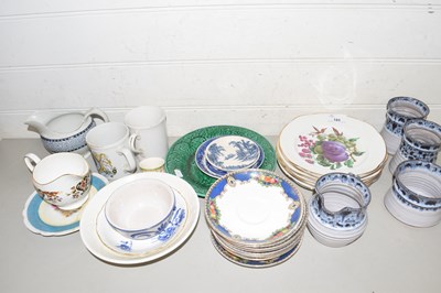 Lot 185 - Mixed Lot: Various tea wares, fruit decorated...