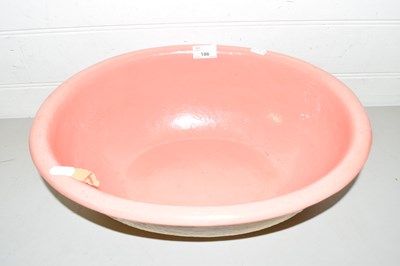 Lot 186 - Vintage Thetford Pulp ware baby bath