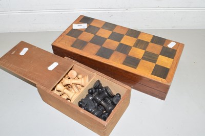 Lot 102 - Turned wooden chess set and accompanying...