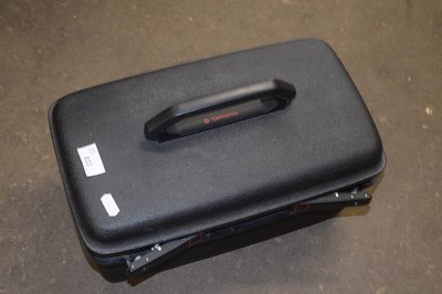 Lot 833 - Samsonite travel vanity case