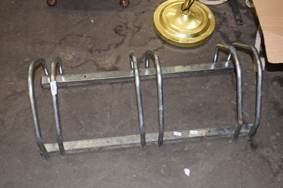 Lot 824 - Three place bike stand