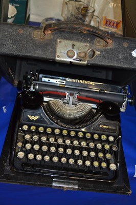 Lot 924 - Vintage continental typewriter