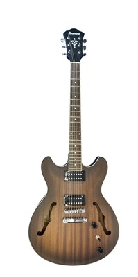 Lot 253 - An Ibanez hollowbody electric guitar in...