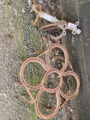 Lot 390 - Iron stand constructed from horseshoes...