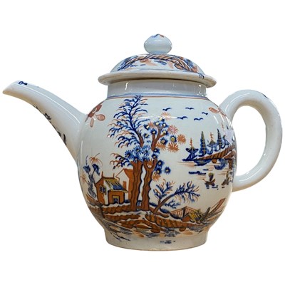 Lot 437 - Lowestoft porcelain teapot circa 1780 with...