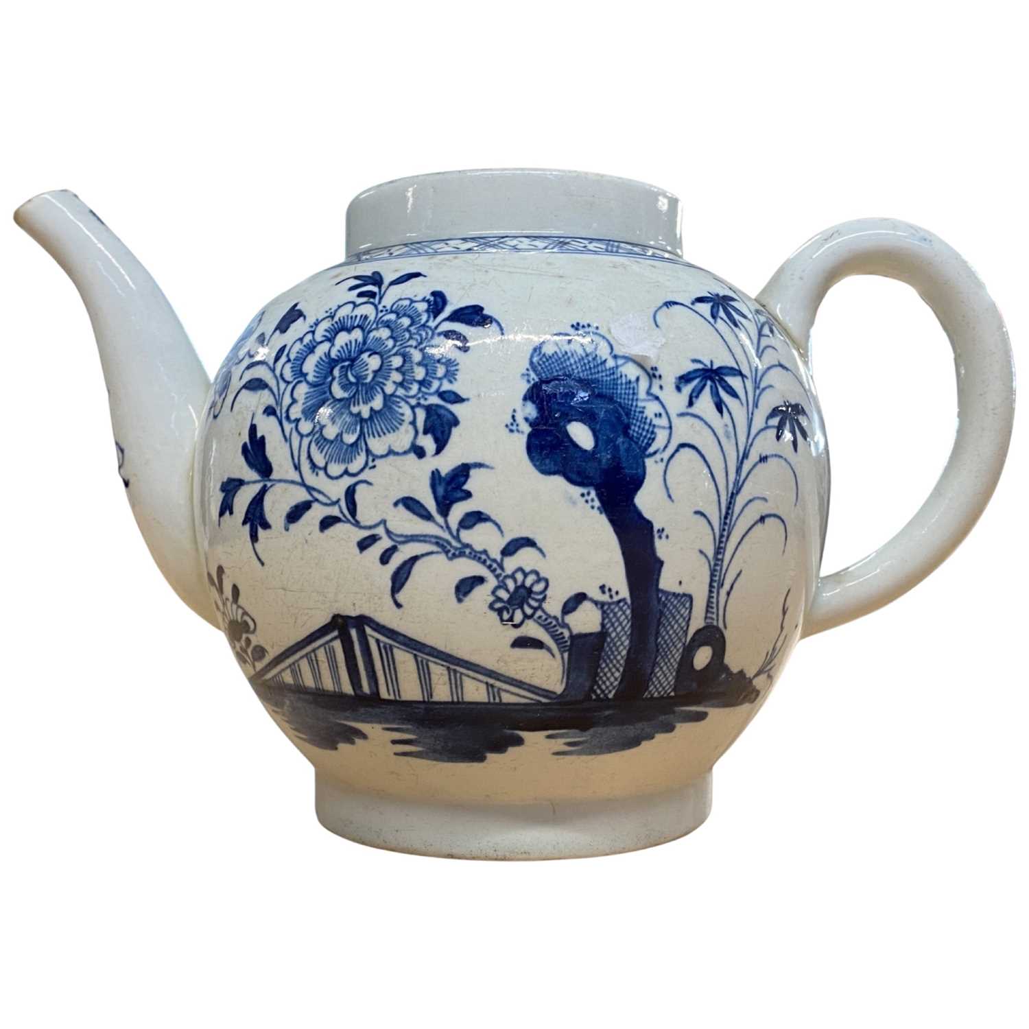 Lot 450 - Lowestoft teapot with blue and white painted...