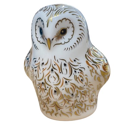 Lot 478 - Royal Crown Derby paperweight of winter owlet...