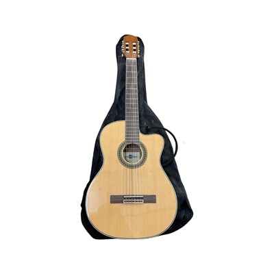 Lot 224 - A Gear4Music acoustic guitar, serial number:...