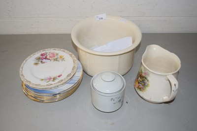 Lot 138 - Mixed Lot: Chamber pot, various collectors...