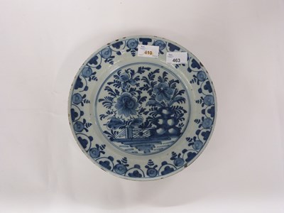 Lot 463 - 18th century Delft Plate