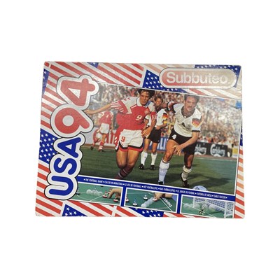 Lot 259 - A boxed Subbuteo USA 94 table top game