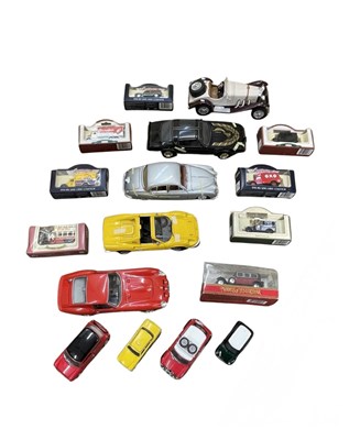 Lot 168 - A mixed lot of various large unboxed die-cast...