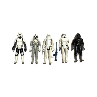 Lot 129 - A collection of 1980s Star Wars figures by...