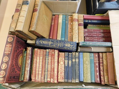 Lot 509 - 12 box - Antiquarian