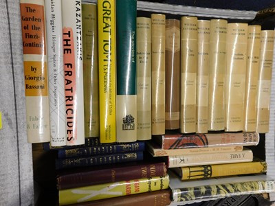 Lot 538 - 1 box - William Faulkner etc