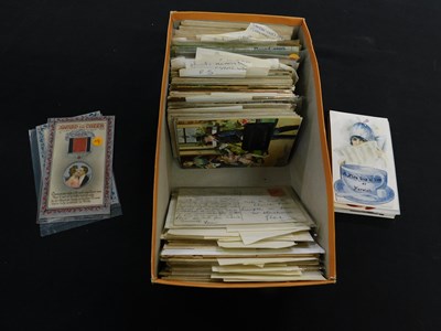 Lot 343 - Shoebox - 300 plus early/mid 20th Century...