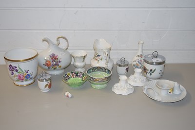 Lot 20 - MIXED LOT CERAMICS TO INCLUDE CROWN...