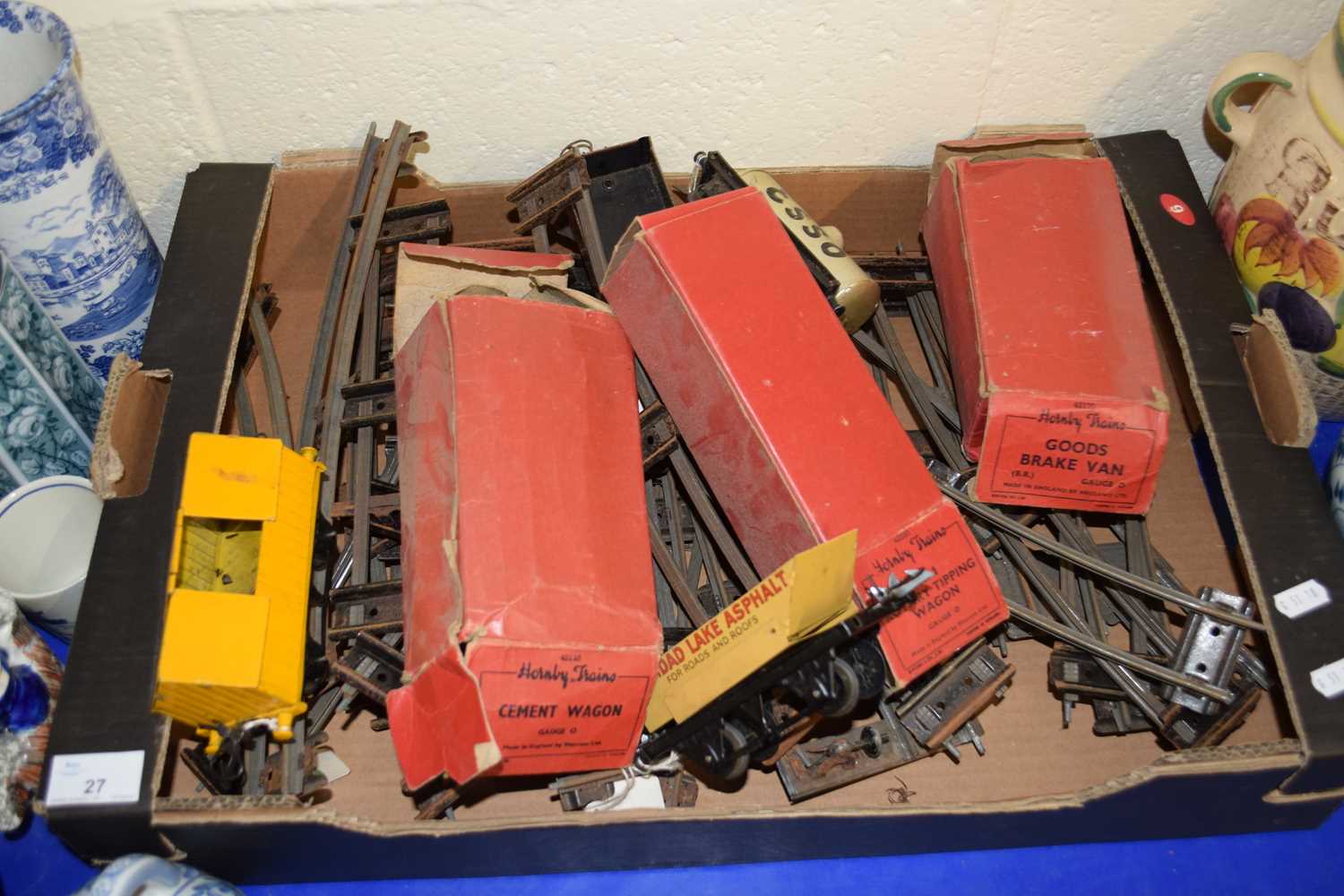 Lot 27 - BOX OF VARIOUS HORNBY RAILWAYS ROLLING STOCK,...