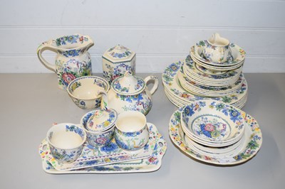 Lot 37 - QUANTITY OF STRATHMORE TABLE WARES