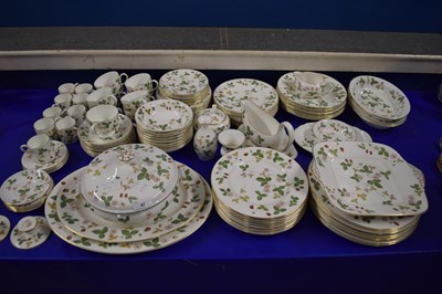 Lot 47 - QUANTITY OF WEDGWOOD 'WILD STRAWBERRY' PATTERN...