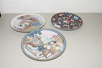 Lot 61 - MIXED LOT TWO MODERN CHINESE COLLECTORS PLATES...